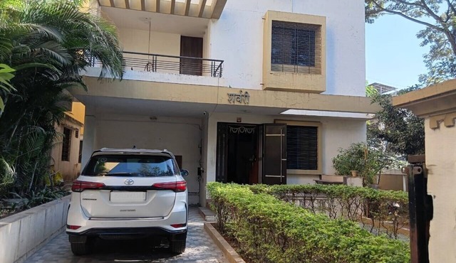 4-bedroom villa in awesome Nashik with cool vibes and AC