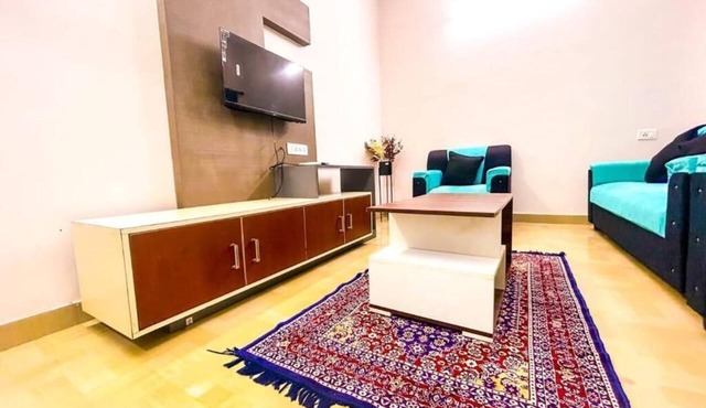 Aishwaryam Hotel and Service Apartments