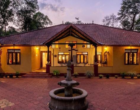 amã Stays & Trails, Rare Earth Estate