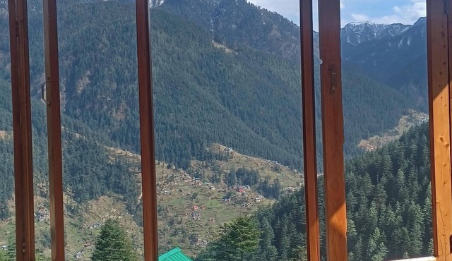 Aum At the Great Himalayan National Park Road, comes the fairytale village Tandi