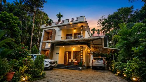Aurora Villa