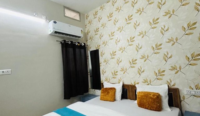 Badrinath Guest House