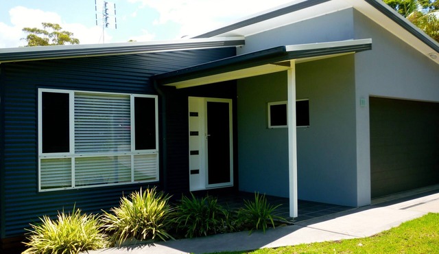 Bannister Blu in Mollymook