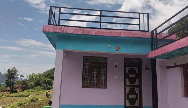 Bansh Buransh Homestay in Sari