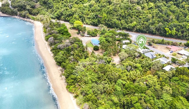 Beachfront Serenity at Wonga Beach- Coastal Luxury Awaits: Stunning Beachfront Retreat with Pool and Spacious Living! in Wonga Beach