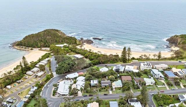 Beachside at Scotts. in Scotts Head