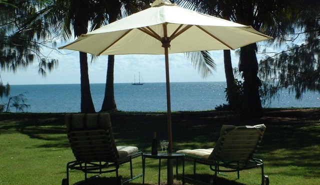Beachside Holiday Units in Bowen