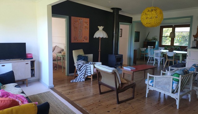 Beautiful beachside house and garden - 2 minutes from the beach! in Wallaga Lake