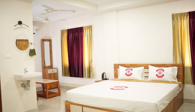 Benzy Tourist Home