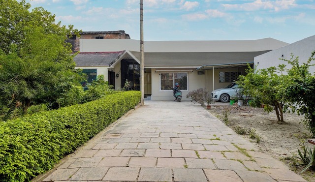 Blessings Homestay- A luxury Abode with Garden!
