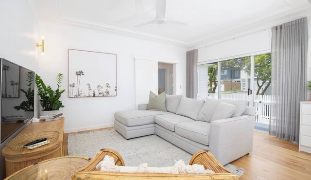 Blissful Merewether Beach Cottage A Coastal Gem in Merewether