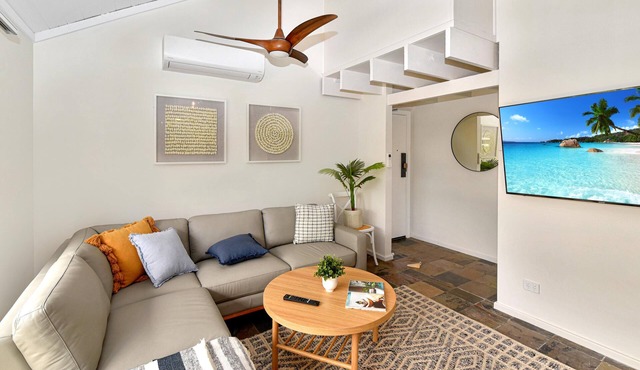 Blissful Silver Sands Retreat ~ Aldinga Beach - A delightful three-bedroom home situated just metres away from the stunning Silver Sands Beach in Aldinga Beach