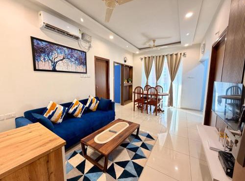 Blue Lily Homes Resort style 2BRApt Amoret Homes