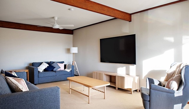 Bluff Beach House in Redhead