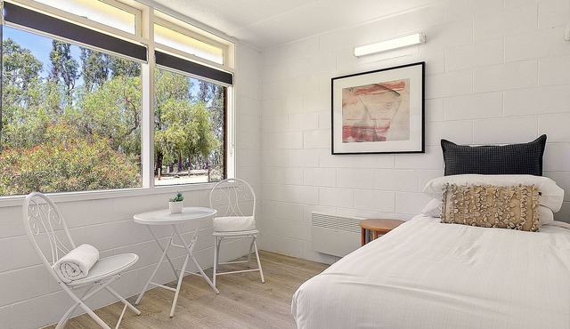 Bridgewater Motel in Bridgewater on Loddon