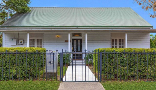 Casita - Modern 4 bedroom cottage in heart of Singleton in SINGLETON