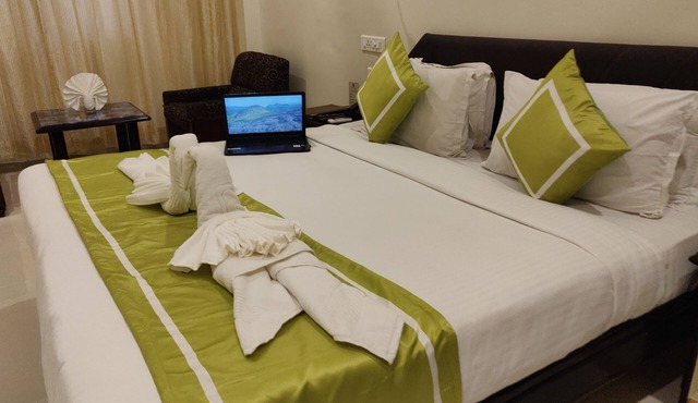 Chandra Inn