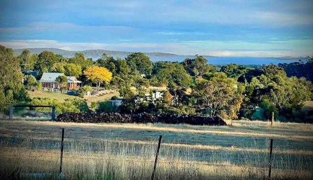 Charming pet friendly home in Hepburn Springs in Hepburn