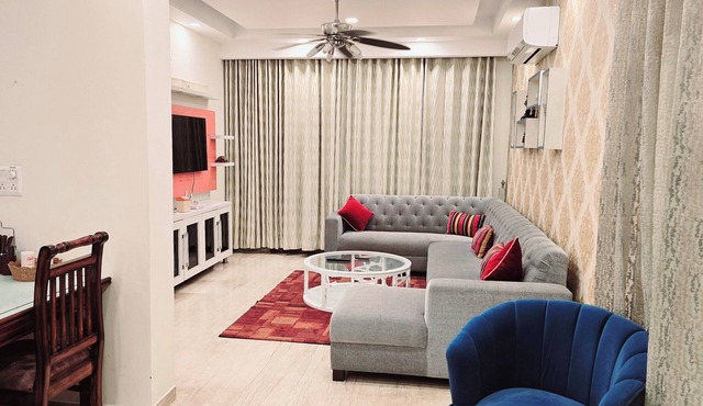 Check-In to the Center of the City". Your Urban Sanctuary: Centrally Located