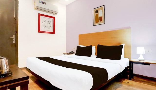 Classic with Balcony Rohini Sector 24