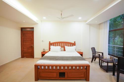 Coco Residency in Querim