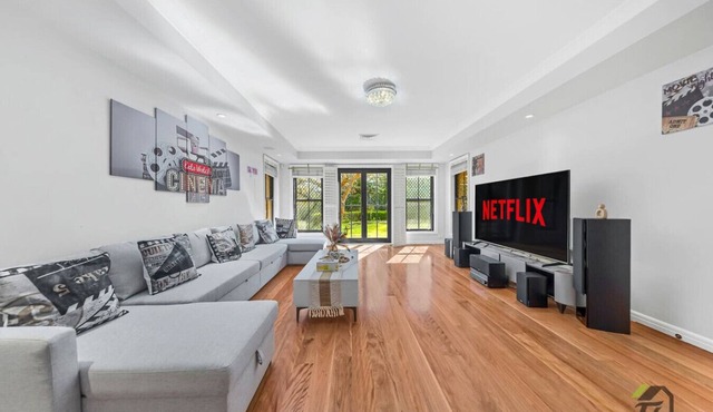 Comfortable house in Beecroft in Beecroft