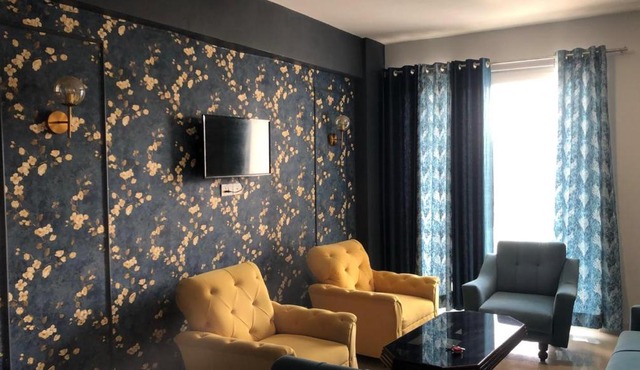 Condo By The Golf ! in Lucknow