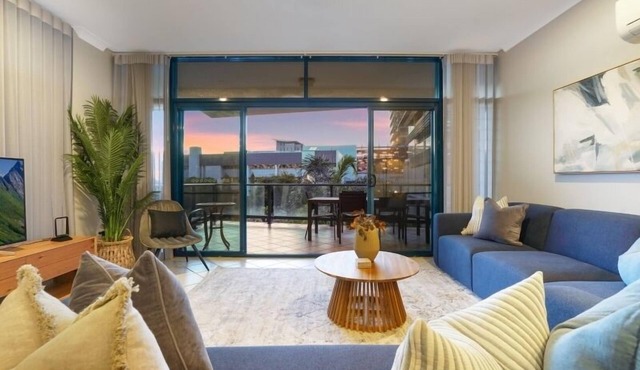 Convenient CBD Location, Pool/Gym + walk to shops in Darwin