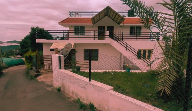Coonoor Hill Stay by LexStays in Aravankādu