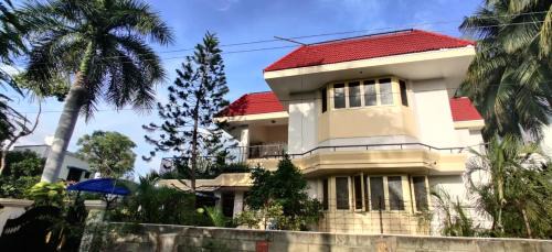 Coral Shelters Service Apartments Thuvariman