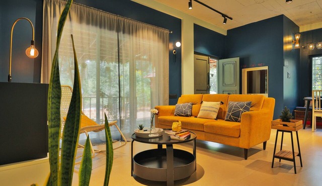 Cozy 2-bedroom private garden, AC bungalow in kudal.