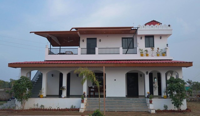 Cozy 2-bedroom with luxurious Pool and kitchen farmhouse in Chittorgarh with AC
