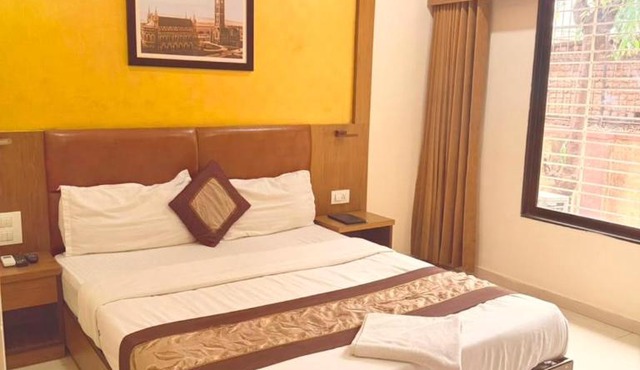 Crystal Luxury Hotel