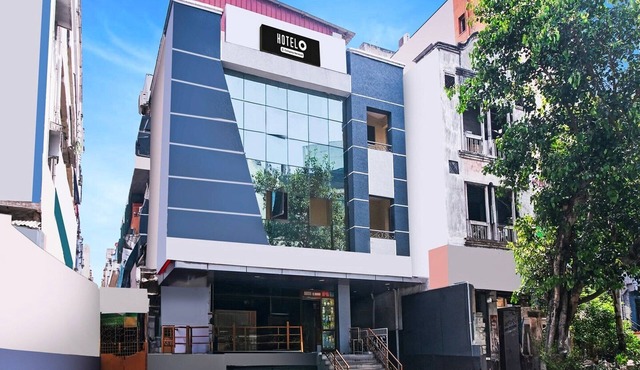 Deluxe Hotel Sree Residency