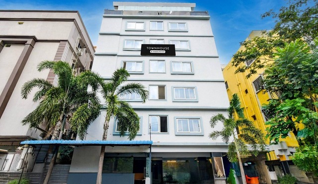 Deluxe with Twin Bed Super Townhouse