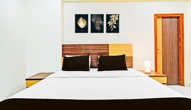 Deluxe With Twin Bed Rrr Inn