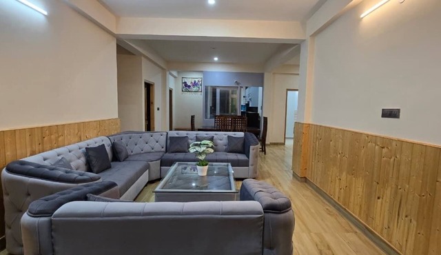 Deswal Hotel