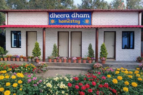 Dheera Dham Homestay in Kotdwāra