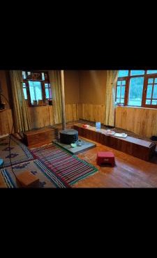 Dolma Home Stay shichling