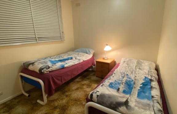 Doncaster Westfield Home Stay in Doncaster