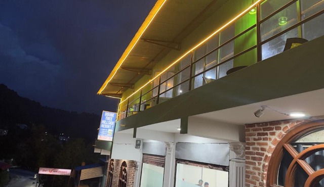 Double tree hill side resort 2 in Burhānilkantha