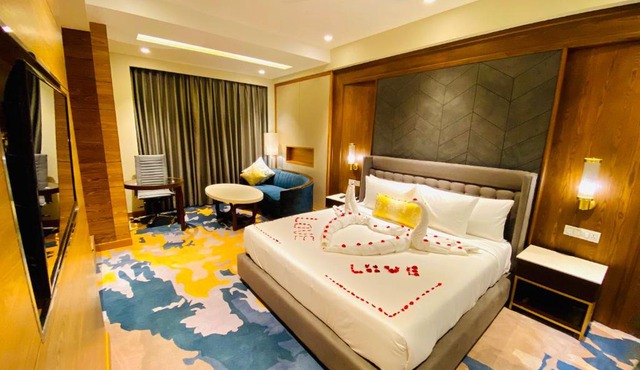 DREAMZ INN & SUITES