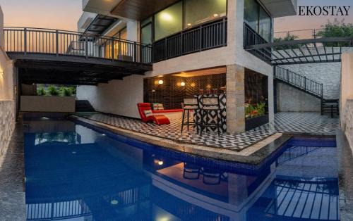 EKOSTAY Gold - Gravity Villa