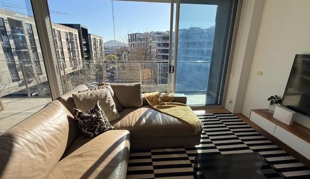 Executive 2B2B Luxury Apartment Barton- 7-10 min walk to PH, M-Oval & Lake BG in Barton