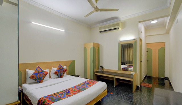 FabHotel Raj Inn - Nr. KIMS - Sunshine Hospitals, Begumpet