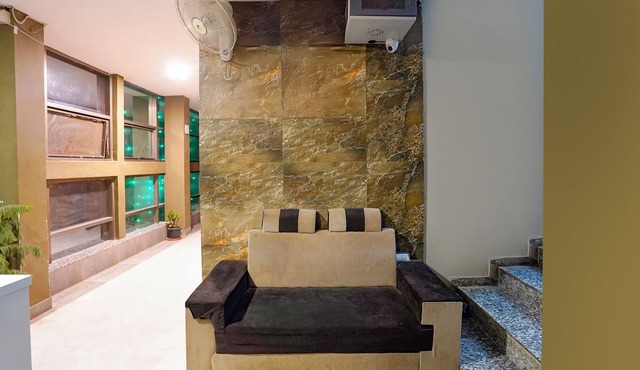 Fabhotel Relax in Gandhinagar