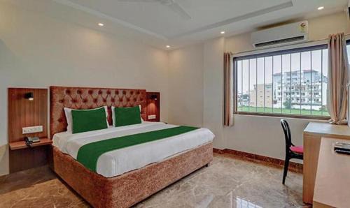 FabHotel Shri Krishna Residency in Mājra