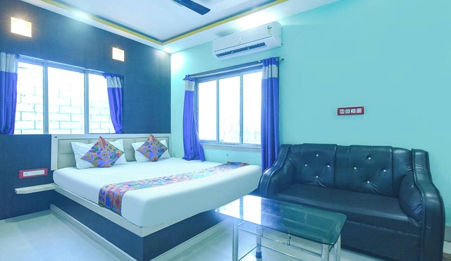 Fabhotel Subharaj Palace