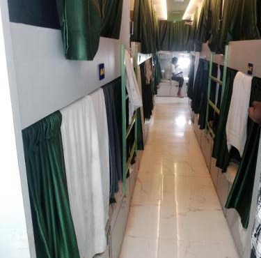 Fathima Dormitory Andheri East Subway