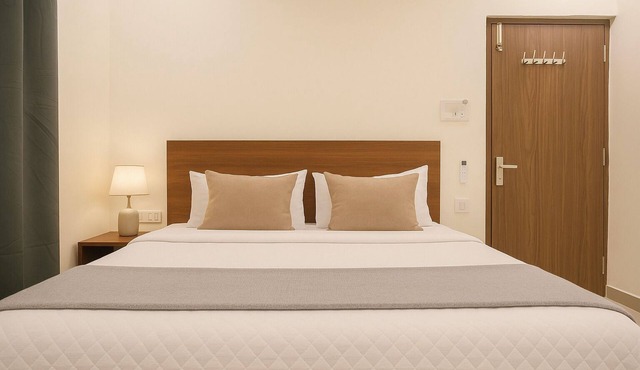 Glorious Stay Park In Ameerpet